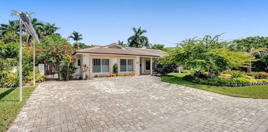 Villa ou maison à Fort Lauderdale, Floride 5 chambres, 221.57 m2 № 1187715