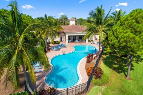 Villa ou maison à vendre à Palm City, Floride: 5 chambres, 319.21 m2 № 1188507 - photo 7