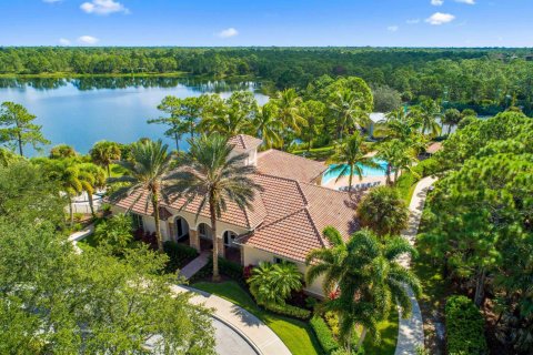 Villa ou maison à vendre à Palm City, Floride: 5 chambres, 319.21 m2 № 1188507 - photo 10