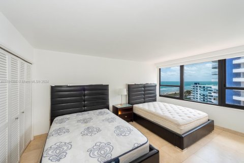 Condo in Miami Beach, Florida, 2 bedrooms  № 1188105 - photo 4