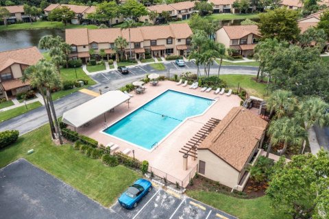 Condo in Coconut Creek, Florida, 2 bedrooms  № 992098 - photo 5