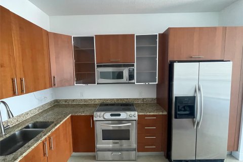 Condo in Hallandale Beach, Florida, 1 bedroom  № 992057 - photo 26