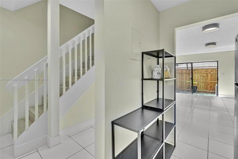 Adosado en venta en Lighthouse Point, Florida, 1 dormitorio, 78.04 m2 № 1360728 - foto 12