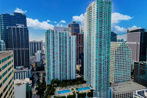 Condo in Miami, Florida, 2 bedrooms  № 1360727 - photo 25