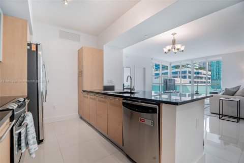 Copropriété à vendre à Miami, Floride: 2 chambres, 119.75 m2 № 1360727 - photo 6