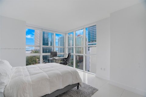 Condominio en venta en Miami, Florida, 2 dormitorios, 119.75 m2 № 1360727 - foto 9