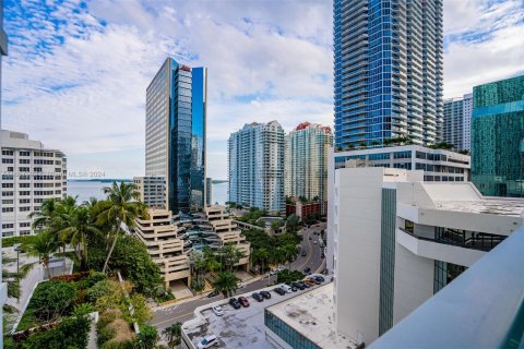 Condo in Miami, Florida, 2 bedrooms  № 1360727 - photo 18