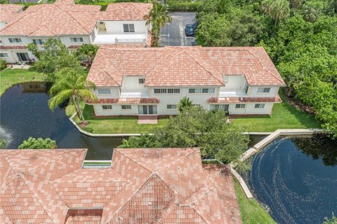 Condominio en venta en Vero Beach, Florida, 2 dormitorios, 114.27 m2 № 686597 - foto 4