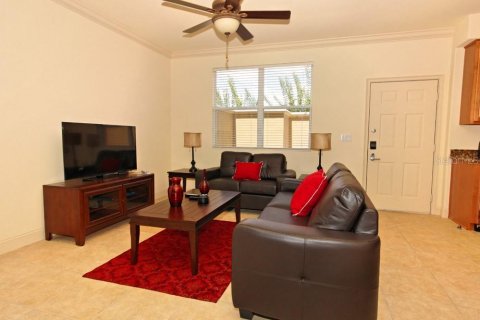 Townhouse in Davenport, Florida 4 bedrooms, 182.83 sq.m. № 1300392 - photo 5