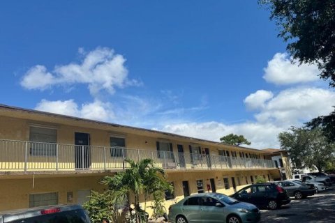 Condominio en venta en Lake Worth, Florida, 2 dormitorios, 84.36 m2 № 1103275 - foto 3