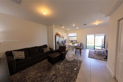 Townhouse in Homestead, Florida 3 bedrooms, 123.37 sq.m. № 1282740 - photo 3