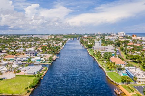 Condo in Deerfield Beach, Florida, 2 bedrooms  № 750590 - photo 4