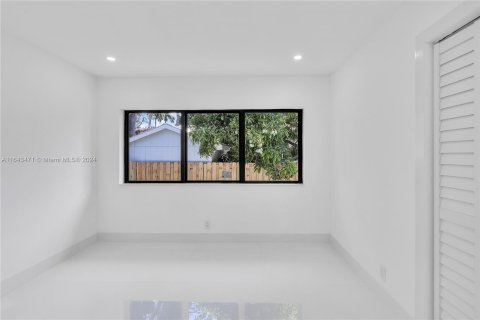 Casa en alquiler en Hollywood, Florida, 3 dormitorios, 155.7 m2 № 1347711 - foto 18