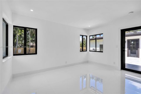 Casa en alquiler en Hollywood, Florida, 3 dormitorios, 155.7 m2 № 1347711 - foto 16