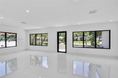 Villa ou maison à louer à Hollywood, Floride: 3 chambres, 155.7 m2 № 1347711 - photo 28