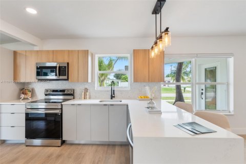 Casa en venta en Miami, Florida, 3 dormitorios, 114.08 m2 № 1440149 - foto 5