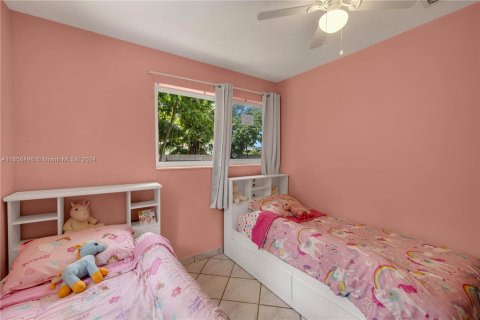 Casa en venta en Cutler Bay, Florida, 3 dormitorios, 128.58 m2 № 1378677 - foto 26