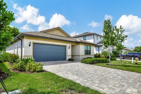 Casa en venta en Lauderdale Lakes, Florida, 3 dormitorios, 153.01 m2 № 1356626 - foto 2