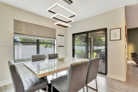 Casa en venta en Lauderdale Lakes, Florida, 3 dormitorios, 153.01 m2 № 1356626 - foto 18