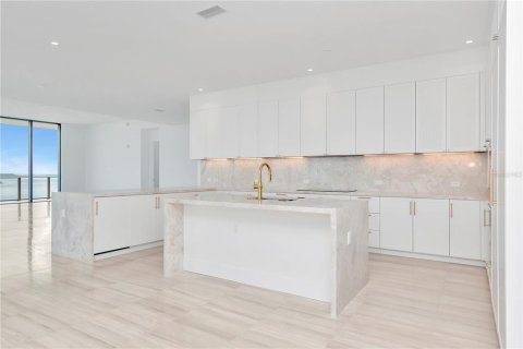 Copropriété à vendre à Tampa, Floride: 4 chambres, 517.47 m2 № 1355806 - photo 14