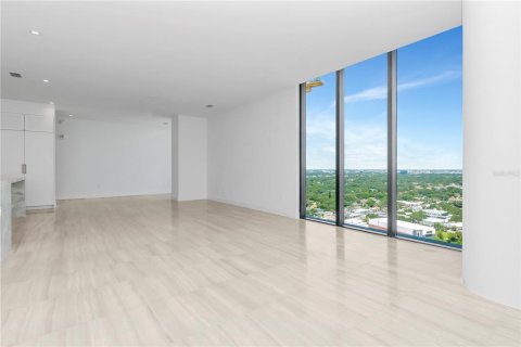 Condominio en venta en Tampa, Florida, 4 dormitorios, 517.47 m2 № 1355806 - foto 17