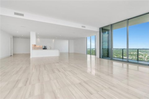 Condominio en venta en Tampa, Florida, 4 dormitorios, 517.47 m2 № 1355806 - foto 5