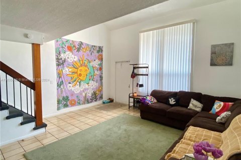 Condo in Plantation, Florida, 2 bedrooms  № 1325391 - photo 2