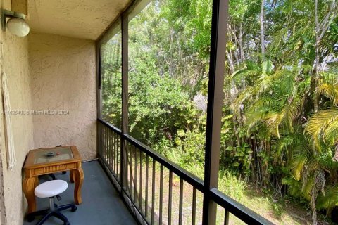 Copropriété à vendre à Plantation, Floride: 2 chambres, 121.7 m2 № 1325391 - photo 13