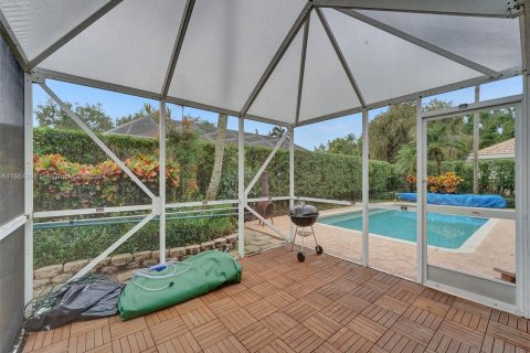 Casa en venta en Coconut Creek, Florida, 4 dormitorios, 196.02 m2 № 1099792 - foto 28