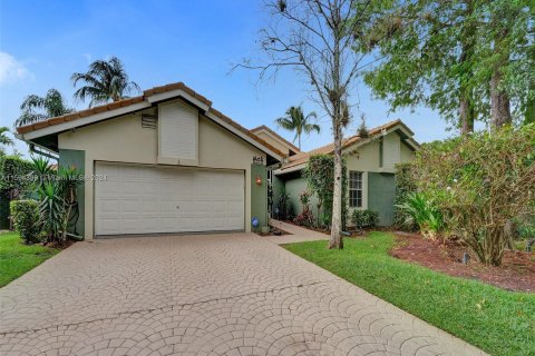 Casa en venta en Coconut Creek, Florida, 4 dormitorios, 196.02 m2 № 1099792 - foto 2