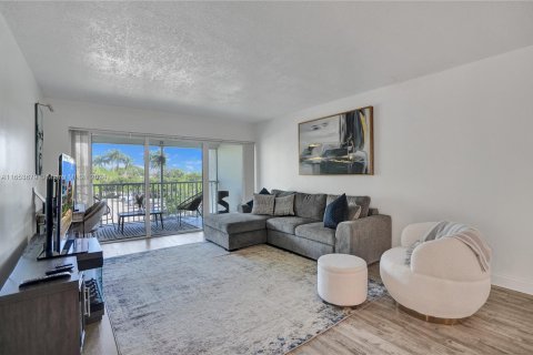 Copropriété à vendre à Weston, Floride: 2 chambres, 102.75 m2 № 1348234 - photo 11