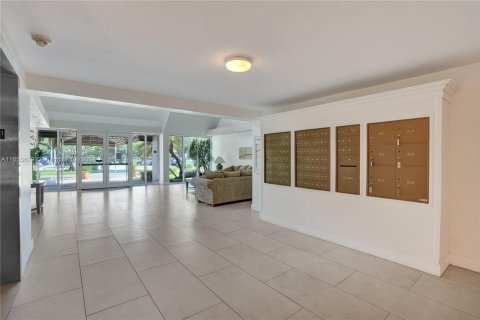 Copropriété à vendre à Weston, Floride: 2 chambres, 102.75 m2 № 1348234 - photo 29