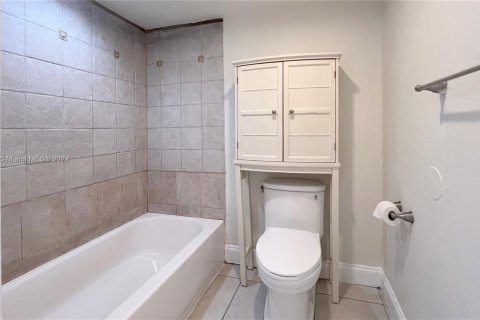 Copropriété à vendre à Miami, Floride: 2 chambres, 76.92 m2 № 1348047 - photo 21