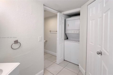 Copropriété à vendre à Miami, Floride: 2 chambres, 76.92 m2 № 1348047 - photo 22