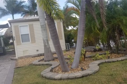 Terreno en venta en Okeechobee, Florida № 1401860 - foto 1