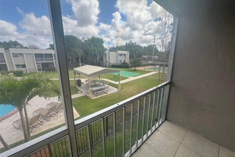 Copropriété à vendre à Davie, Floride: 3 chambres, 101.26 m2 № 1132342 - photo 18