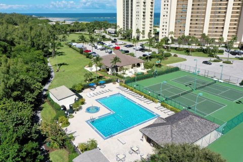 Copropriété à vendre à Jupiter, Floride: 2 chambres, 153.29 m2 № 788045 - photo 7