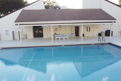 Condominio en venta en Lake Worth, Florida, 2 dormitorios, 100.52 m2 № 945545 - foto 4