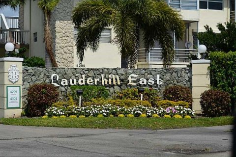 Condominio en venta en Lauderhill, Florida, 1 dormitorio, 71.07 m2 № 945546 - foto 3