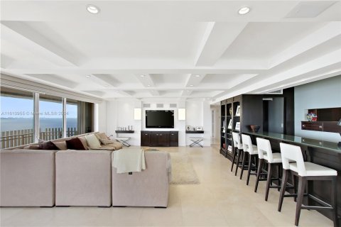 Condominio en venta en Miami, Florida, 3 dormitorios, 242.85 m2 № 1268699 - foto 9