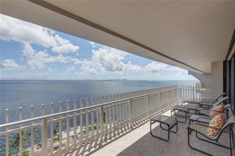 Copropriété à vendre à Miami, Floride: 3 chambres, 242.85 m2 № 1268699 - photo 12