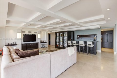 Copropriété à vendre à Miami, Floride: 3 chambres, 242.85 m2 № 1268699 - photo 11