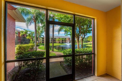 Condo in Orlando, Florida, 1 bedroom  № 1264006 - photo 3