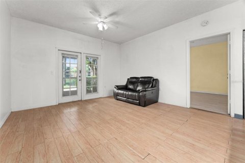 Condo in Orlando, Florida, 1 bedroom  № 1264006 - photo 7