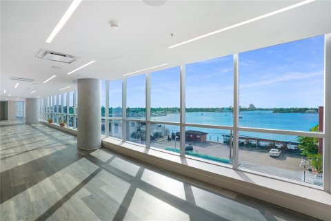 Condominio en venta en Hollywood, Florida, 34 m2 № 939051 - foto 1