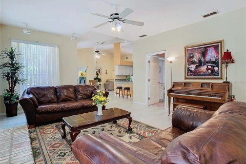 Casa en venta en Dade City, Florida, 4 dormitorios, 234.3 m2 № 1356161 - foto 25