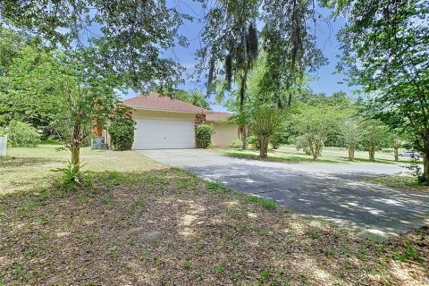 House in Dade City, Florida 4 bedrooms, 234.3 sq.m. № 1356161 - photo 6