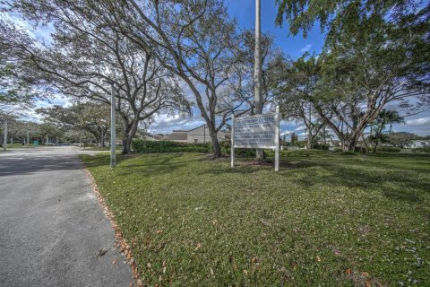 Condo in Coconut Creek, Florida, 3 bedrooms  № 1011513 - photo 5