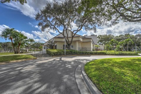 Condo in Coconut Creek, Florida, 3 bedrooms  № 1011513 - photo 3