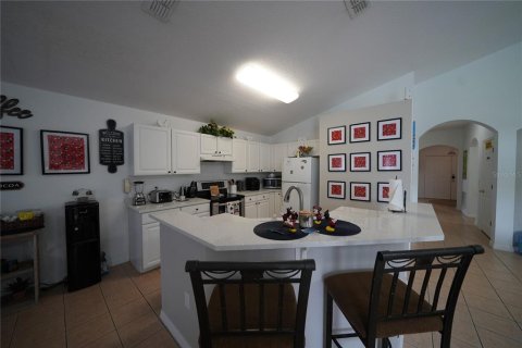 Casa en venta en Kissimmee, Florida, 4 dormitorios, 174.1 m2 № 1342373 - foto 8